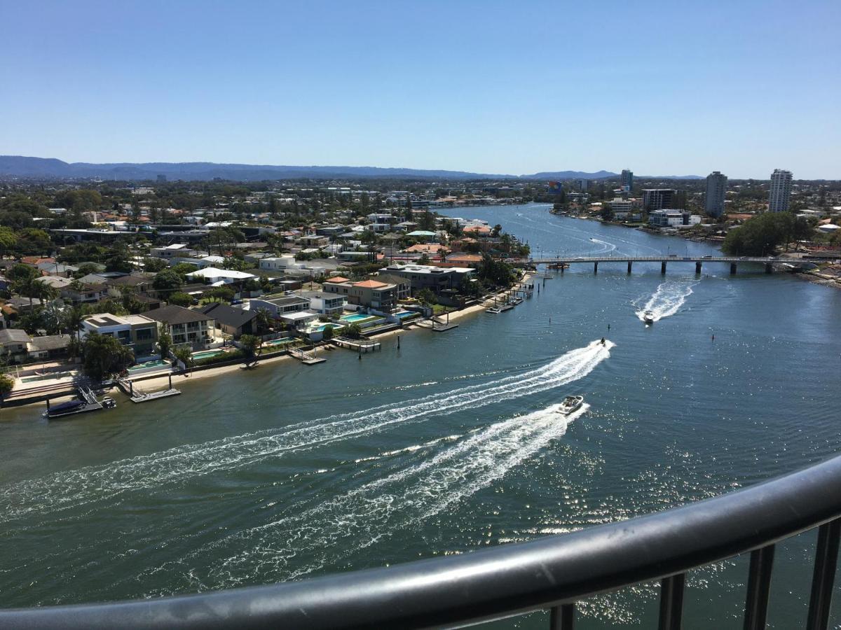 Silverton Apartment Resort Surfers Paradise Gold Coast Exterior photo